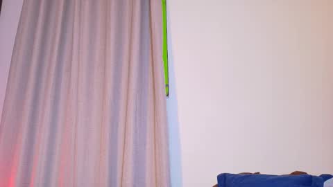 alejandra_dunn1 online show from March 25, 8:01 pm