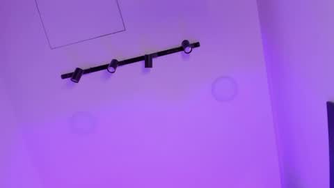 Alejandra online show from April 24, 12:30 pm