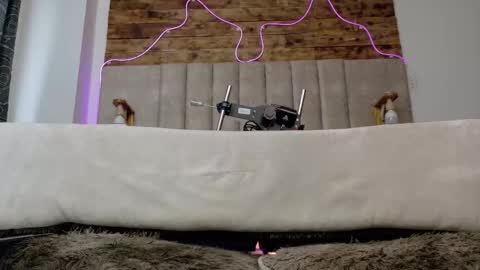 alektra_bryce online show from March 10, 8:24 pm