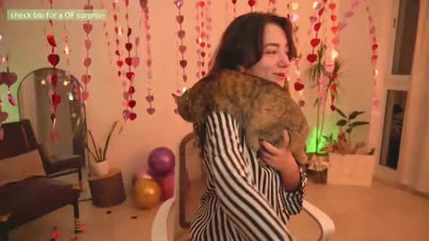 Ale online show from February 14, 11:42 pm