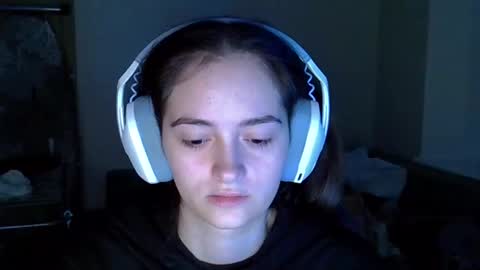 alena_0707 online show from January 15, 3:07 pm