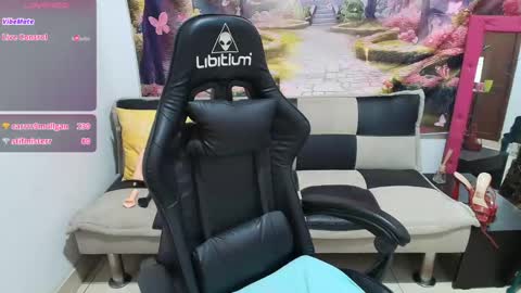 ALESKA  online show from April 22, 6:38 pm