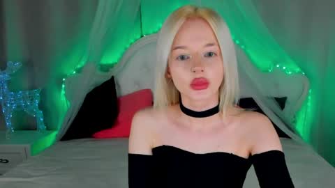 alessakiss online show from April 27, 2:19 am