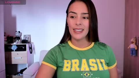 AlessandraMoreli Its my birthday online show from June 3, 6:13 pm