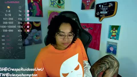 Snapshot of alesyahampton chatting on January 24, 10:53 am Crespa Ruidosa online show from January 24, 10:53 am