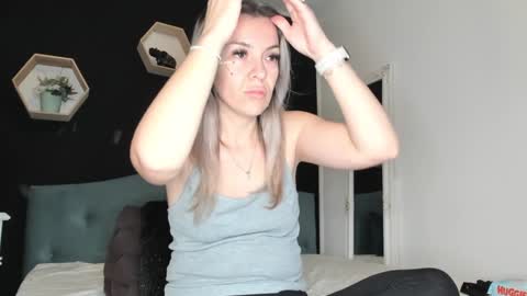 Snapshot of alesys69 chatting on January 11, 10:18 pm alesys69 online show from January 11, 10:18 pm