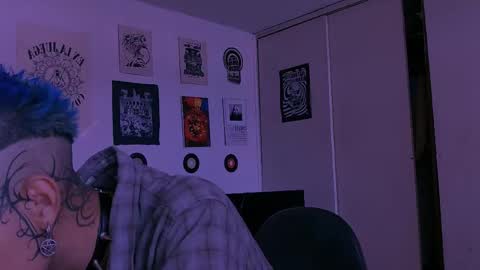 Alex online show from April 24, 7:38 pm