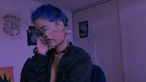 Alex online show from April 20, 8:56 pm