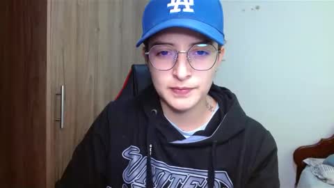 Snapshot of alex_parker07 chatting on January 22, 8:28 pm Alex Parker online show from January 22, 8:28 pm