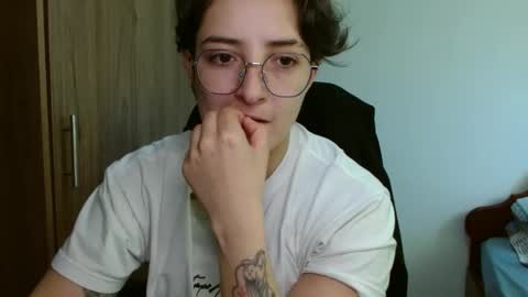 Snapshot of alex_parker07 chatting on January 30, 5:06 pm Alex Parker online show from January 30, 5:06 pm