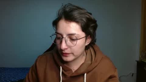 Snapshot of alex_parker07 chatting on February 9, 2:17 am Alex Parker online show from February 9, 2:17 am