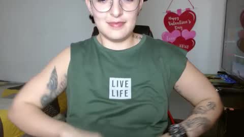 Snapshot of alex_parker07 chatting on February 26, 10:11 pm Alex Parker online show from February 26, 10:11 pm