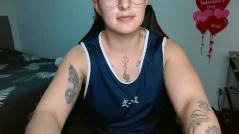 Snapshot of alex_parker07 chatting on February 19, 11:14 pm Alex Parker online show from February 19, 11:14 pm