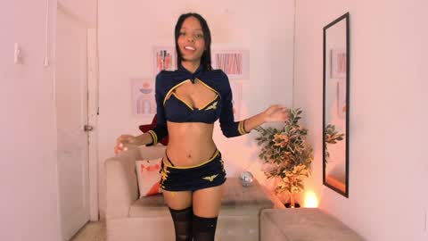 Snapshot of alex_saeli chatting on December 21, 6:22 pm alexis online show from December 21, 6:22 pm