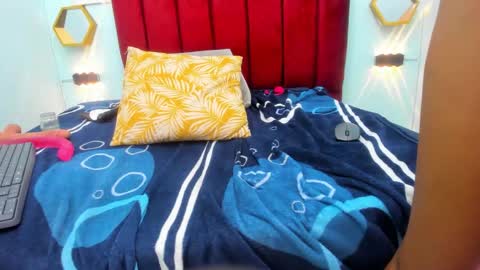 alexa_liss18 online show from March 2, 5:08 am