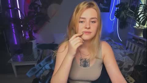 Snapshot of alexa_pirs chatting on September 29, 12:54 pm alexa_pirs online show from September 29, 12:54 pm