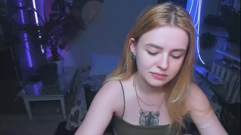Snapshot of alexa_pirs chatting on October 3, 3:39 pm alexa_pirs online show from October 3, 3:39 pm