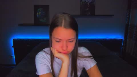 angel online show from November 12, 12:41 am