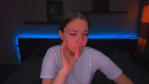 angel online show from April 22, 3:36 am