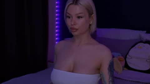 Alexa Mason online show from April 27, 2:19 am