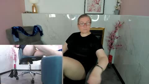 Alexandra online show from June 9, 2:16 pm