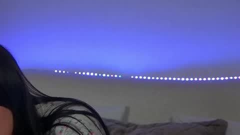 Snapshot of alexandrabloom chatting on March 3, 4:32 am AlexandraBloom online show from March 3, 4:32 am