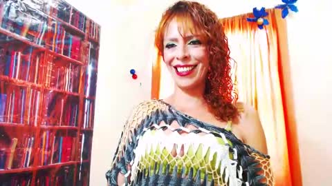 Snapshot of alexandrahornysexi chatting on September 12, 9:33 pm alexandra online show from September 12, 9:33 pm