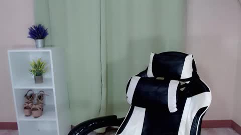 Andrea online show from March 28, 11:32 am