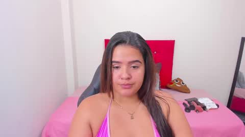 Snapshot of alexandramaravilla chatting on February 24, 2:49 am ALEXANDRA online show from February 24, 2:49 am