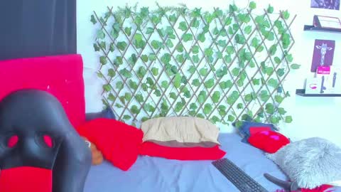 Snapshot of alexandramaravilla chatting on January 17, 9:17 am ALEXANDRA online show from January 17, 9:17 am