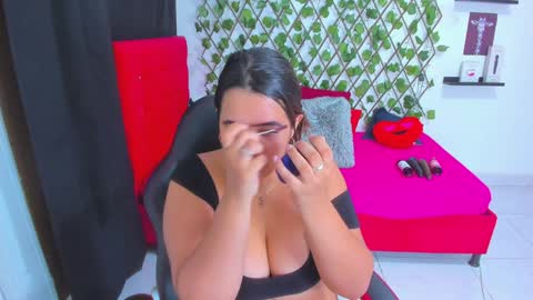 Snapshot of alexandramaravilla chatting on February 2, 3:10 am ALEXANDRA online show from February 2, 3:10 am
