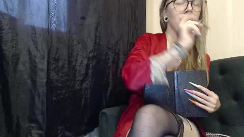 Snapshot of alexandrazaryanova chatting on September 16, 7:27 am Alexandra online show from September 16, 7:27 am