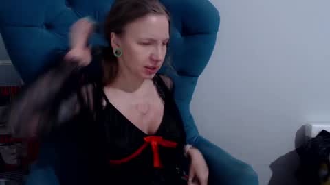 Snapshot of alexandrazaryanova chatting on February 1, 5:28 am Alexandra online show from February 1, 5:28 am