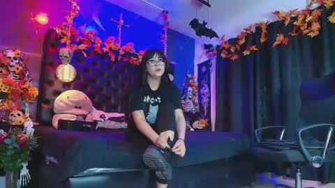 Snapshot of alexhoe_ chatting on September 23, 8:40 pm Alex online show from September 23, 8:40 pm