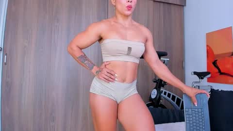 Snapshot of alexiafit chatting on March 6, 8:48 pm alexiafit online show from March 6, 8:48 pm