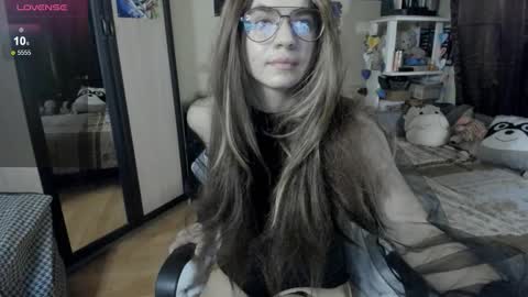 Snapshot of alexiamaiex chatting on September 15, 12:30 am alexiamaiex online show from September 15, 12:30 am