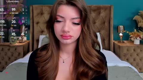 Alexis online show from April 22, 5:37 am