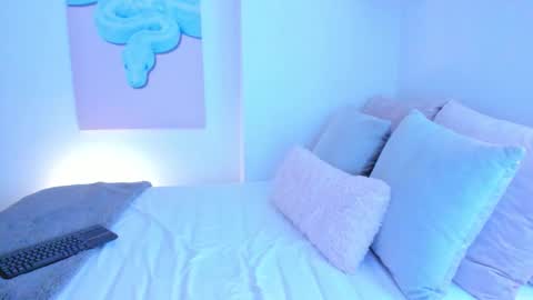 Snapshot of alexis_rosses chatting on October 7, 1:04 pm Alexiis 3 online show from October 7, 1:04 pm