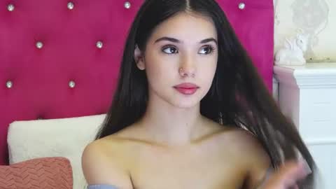 alexisdevine online show from July 7, 7:23 am