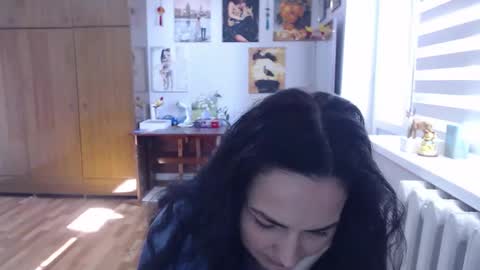 AlexisMillers online show from March 5, 11:50 am