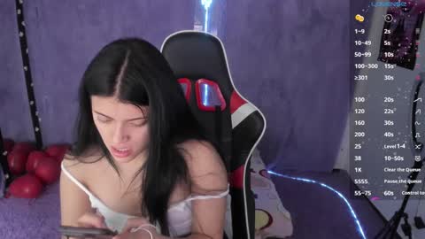 Snapshot of alfresii_rivera chatting on February 19, 9:36 pm Carolina Join The Fan Club online show from February 19, 9:36 pm