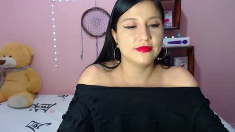 Snapshot of ali_squirt chatting on February 11, 11:33 pm alixia online show from February 11, 11:33 pm