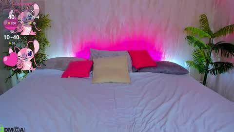 alic_black online show from February 15, 2:03 am