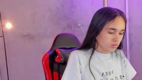 Alice Susan online show from April 21, 2:51 am