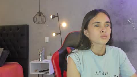 Alice Susan online show from April 20, 8:45 pm