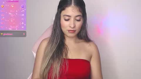 Snapshot of alice_cespedes chatting on September 8, 10:53 pm alice_cespedes online show from September 8, 10:53 pm