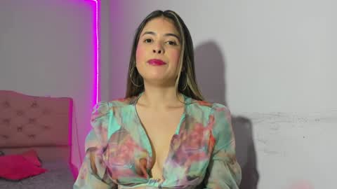Snapshot of alice_cespedes chatting on February 3, 10:21 pm alice_cespedes online show from February 3, 10:21 pm