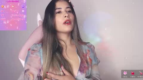 Snapshot of alice_cespedes chatting on September 16, 10:29 pm alice_cespedes online show from September 16, 10:29 pm