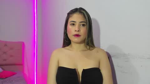 Snapshot of alice_cespedes chatting on February 7, 10:09 pm alice_cespedes online show from February 7, 10:09 pm