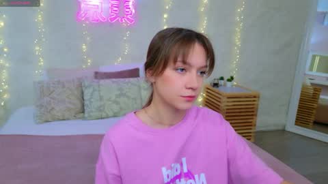 Alice in Wonderland  online show from April 23, 5:26 pm